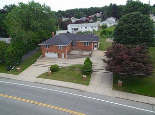 34 Cherry Hill Rd, Johnston, RI 02919