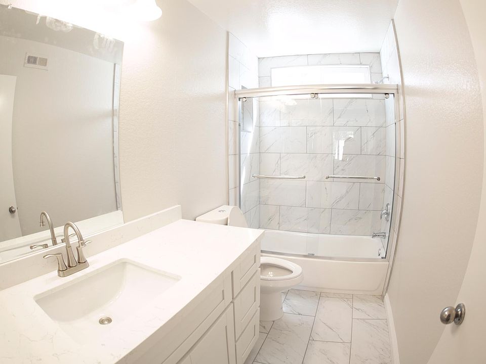 1st image of 4965 Shadydale Ln
