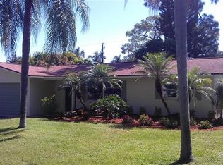 8936 Forest St, Fort Myers, FL 33907