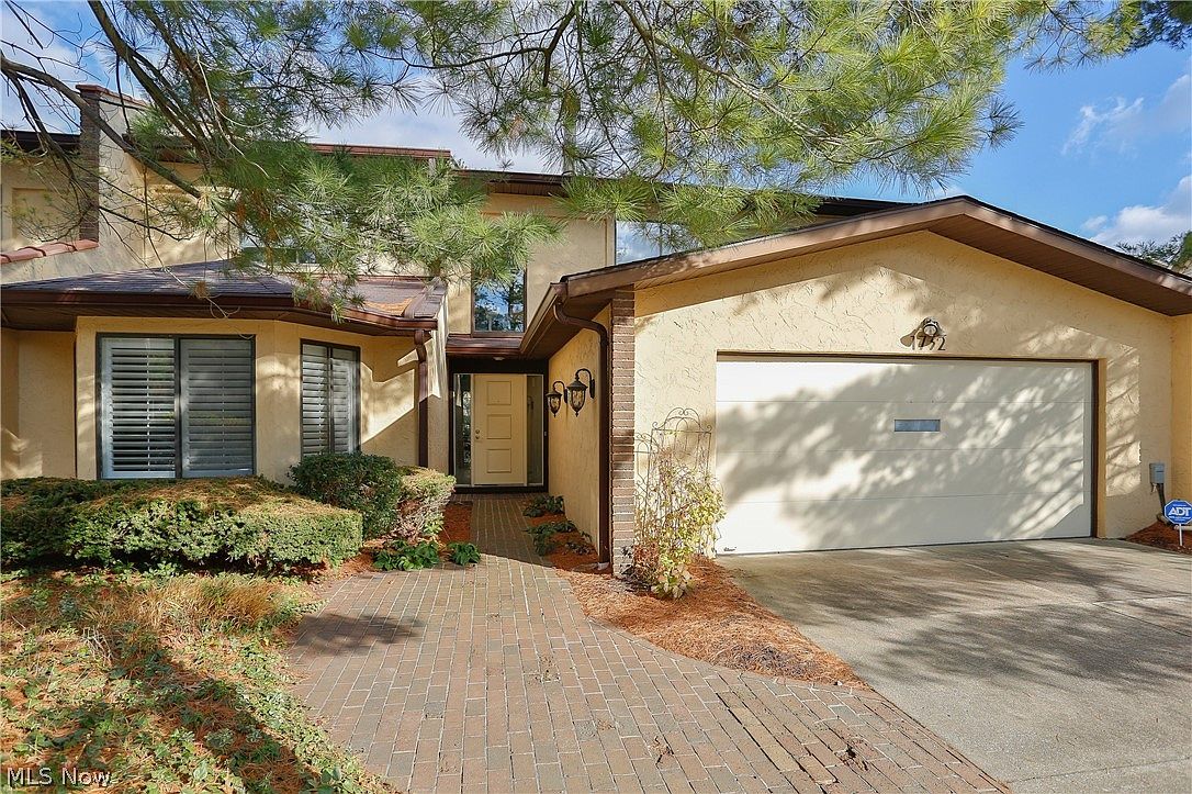 1732 Brookwood Dr, Akron, OH 44313 Zillow