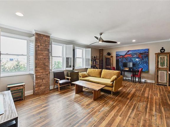 2nd image of 1205 Saint Charles Ave APT 401