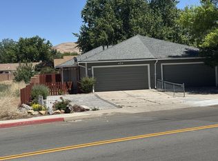 1370 Del Rosa Way, Sparks, NV 89434