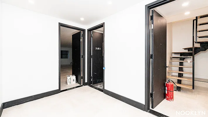 Rented by Nooklyn NYC LLC | media 20