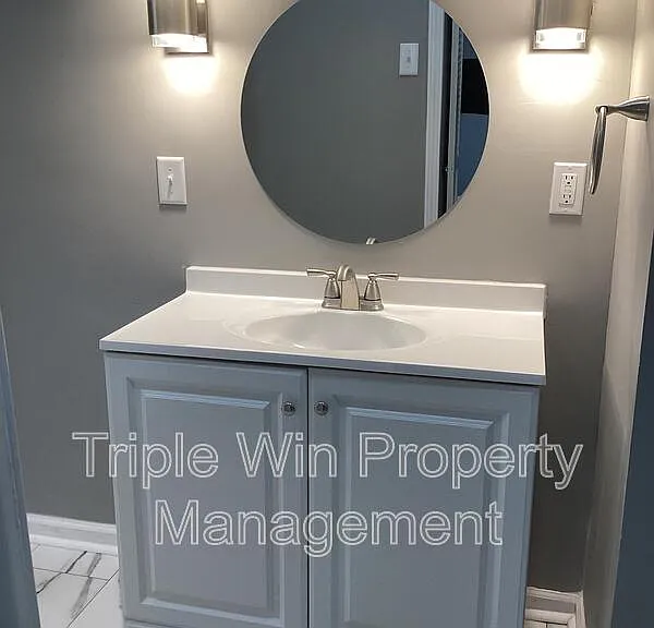 563 Apex Dr — Photo 21