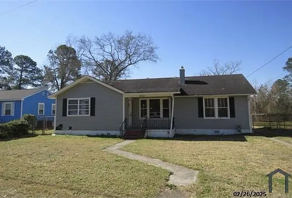 4 bed, 1358 sqft, $1,500 — Photo 1