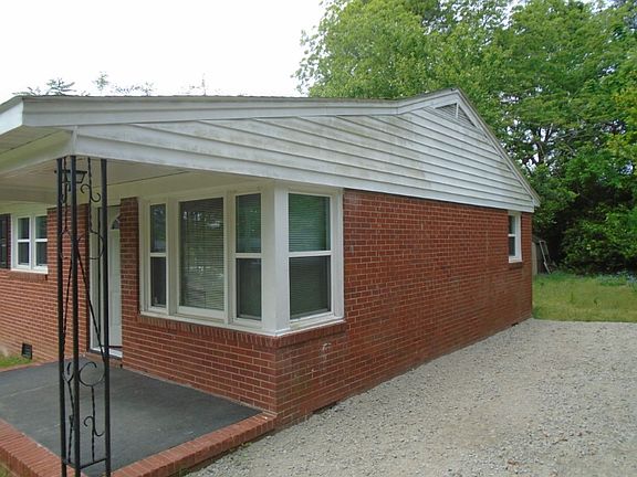 4th image of 5124 Ponderosa Dr