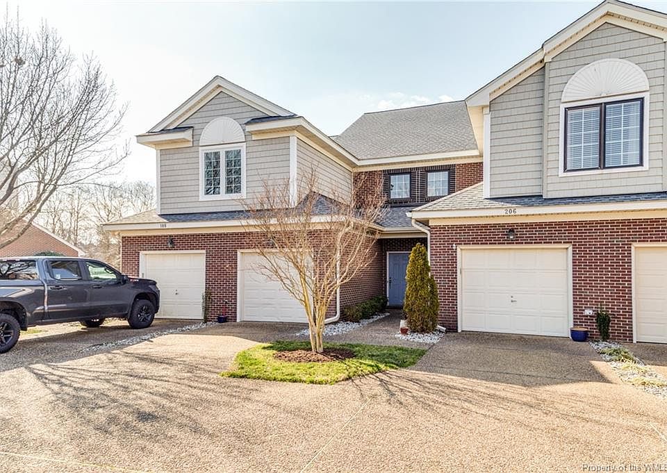 1st image of 208 Genoa Dr #17