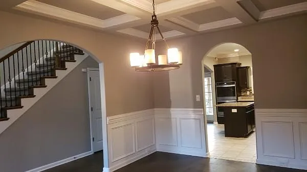 1590 Raven Rd — Photo 3