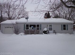 804 W Benita St, Greenville, MI 48838