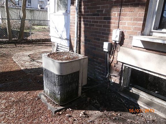2nd image of 307 Chandler St