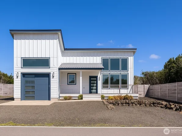 787 Ocean Shores Boulevard SW, Ocean Shores, WA 98569