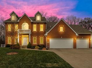 2515 134th St, Urbandale, IA 50323