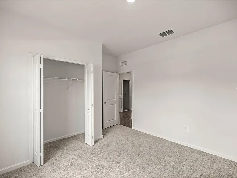 4588 SW 84th Street Rd — Photo 5