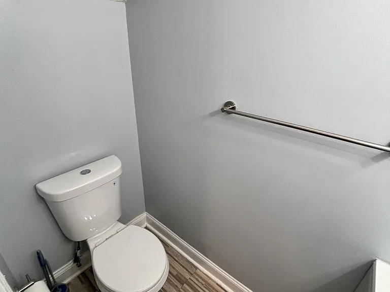 303 Leisure Lake Dr — Photo 10