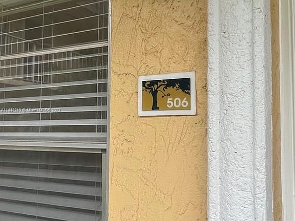 2nd image of 5174 NE 6th Ave APT 506