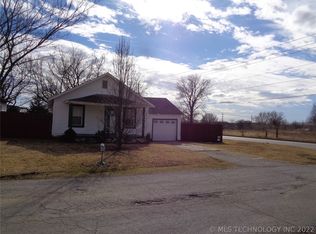 1003 W 13th St, Bartlesville, OK 74003