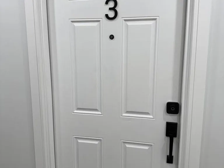 321 Jefferson Ave #3 — Photo 1