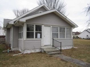 8504 Whiteford Center Rd, Ottawa Lake, MI 49267