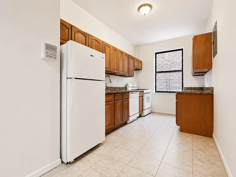 1803 Riverside Dr #1G — Photo 11