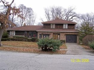 525 N Oakwood St, Griffith, IN