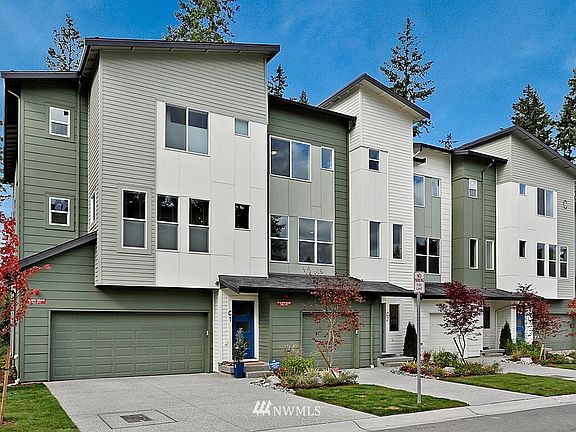 2nd image of 13421 B2 Admiralty Way #32