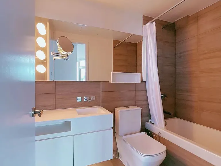 45 Charles St E #4712 — Photo 29
