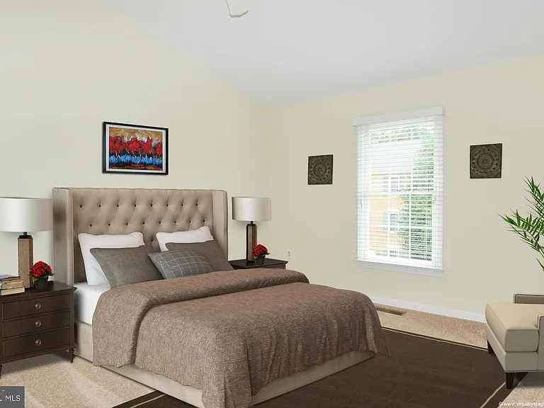 7411 Salford Ct — Photo 10