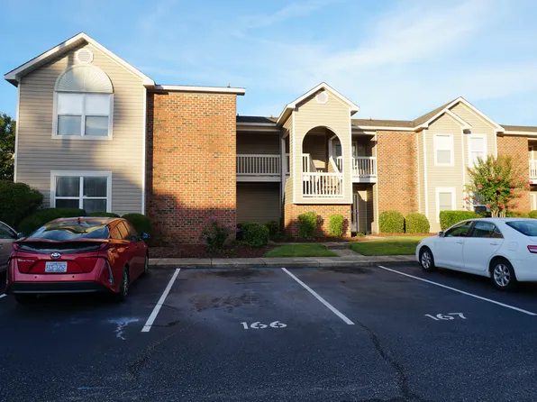 685 Bartons Landing Pl APT 1, Fayetteville, NC 28314