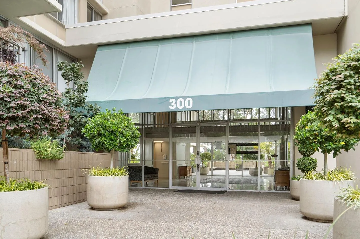 1 bed, 729 sqft, $2,800 — Photo 3