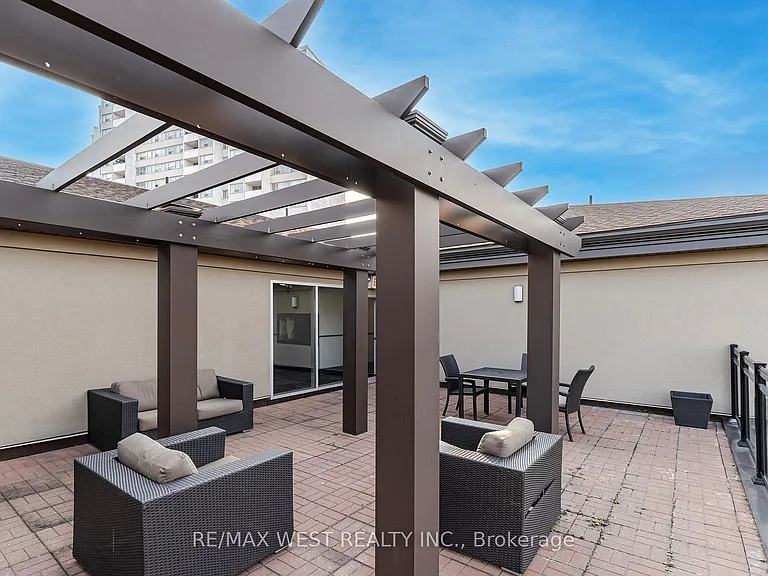 570 Lolita Gdns #209 — Photo 13