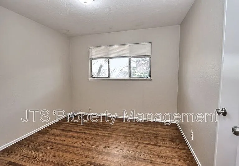 6565 S Land Park Dr — Photo 58