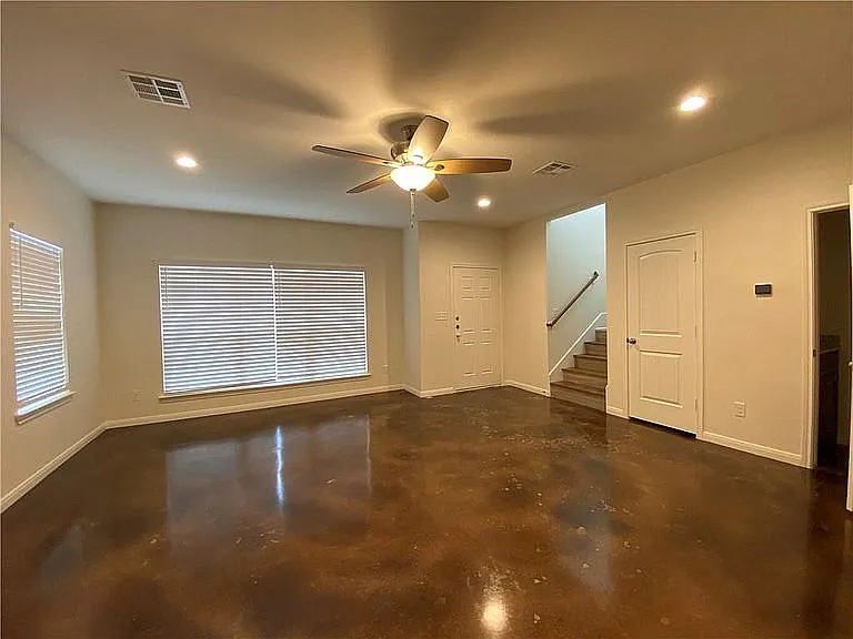1406 Lemon Tree - 1 — Photo 4