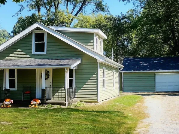 3109 Oakwood St, Portage, IN 46368