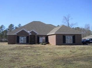 2532 New Hope Rd, Columbus, MS 39702