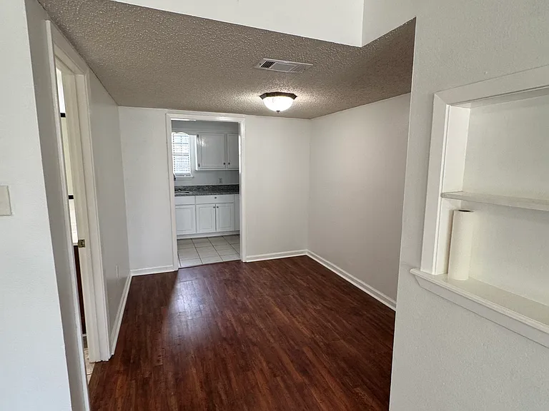 558 S Flannery Rd #C — Photo 7