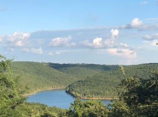 366 Wood Ridge Dr, Blue Eye, MO 65611