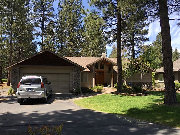 One level comfort with a view to hold you captive!