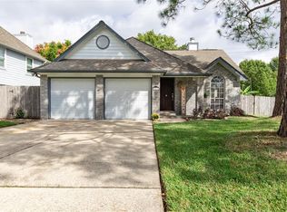 14631 Sun Harbor Dr, Houston, TX 77062