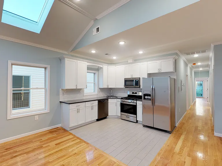 216 Terrace Ave #2 — Photo 13