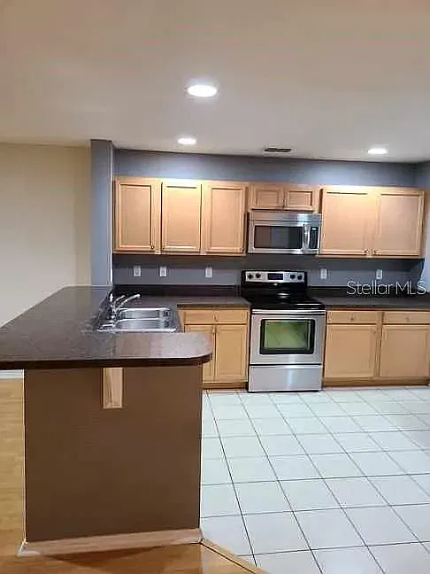 2 bed, 1386 sqft, $1,700 — Photo 3