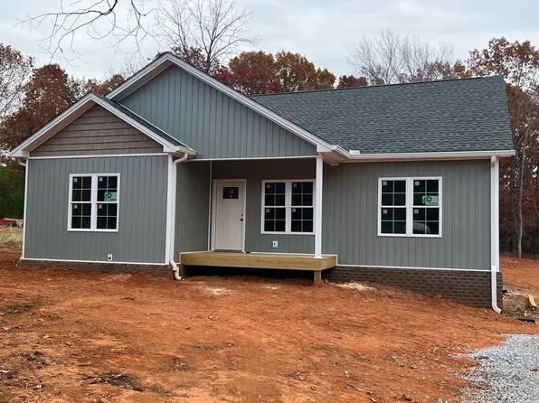 114 Warfield Rd, Lynchburg, VA 24503