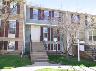 1558 Autumn Ridge Cir, Reston, VA 20194