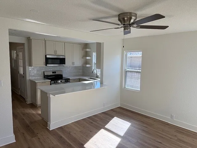 5207 Avenue H — Photo 6