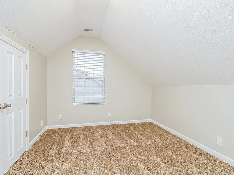 1416 Westview Dr — Photo 12