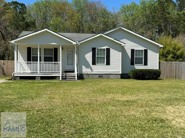 121 Calico Ct, Midway, GA 31320