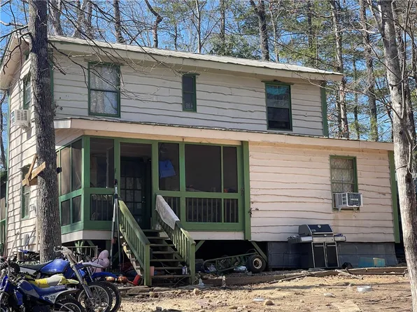 205 Elliott Dr, Salem, SC 29676