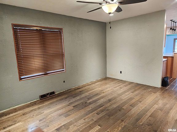 2nd image of 2344 Railsplitter Ave