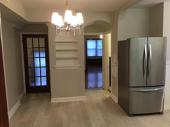 4th image of 6222 Nottingham Ave APT 2W