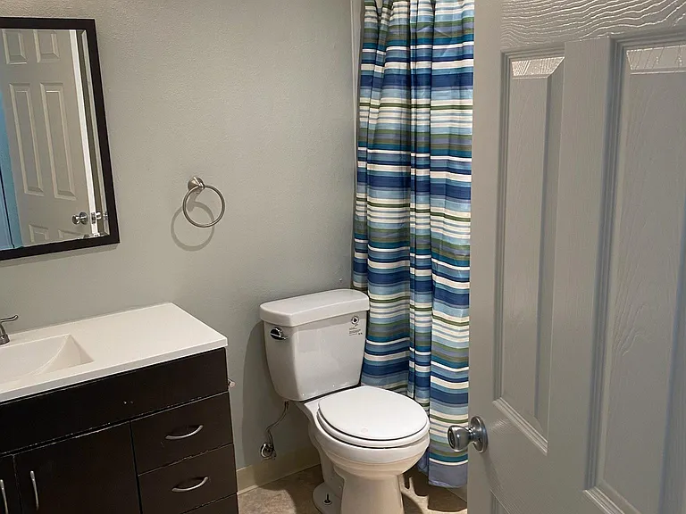 401 Taylor Ave NW #13 — Photo 11