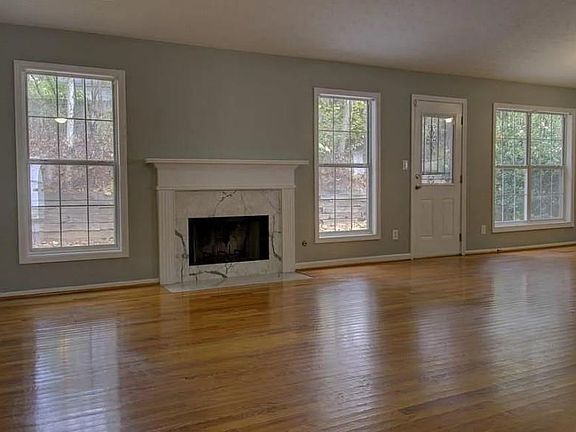 5th image of 3225 Ennfield Ln